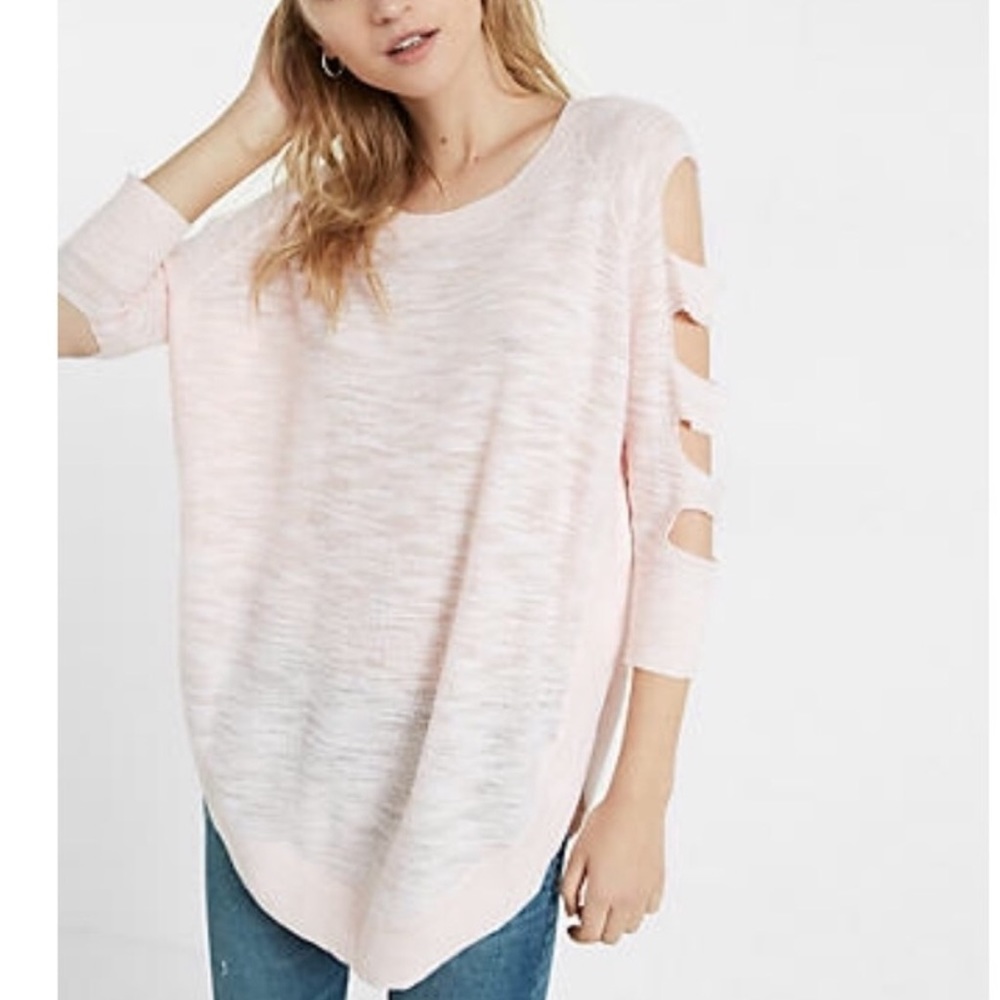 Slightly oversized long sleeve shirt